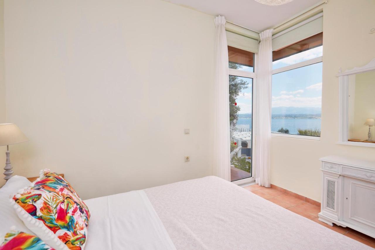 Seafront Villa Longobardi Chania  Luaran gambar